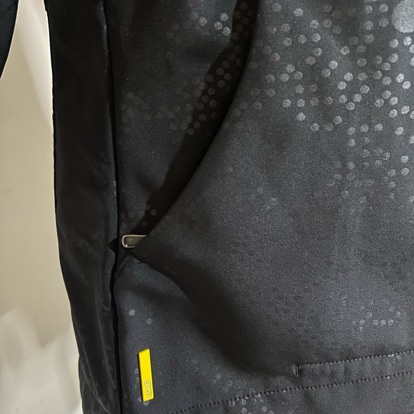 Lolë Soft Shell Jacket - Picture 8 of 10